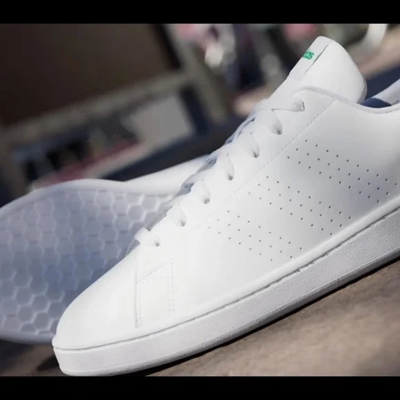 Adidas Size: 11 Color: Cloud White / Green - Picture 8 of 8